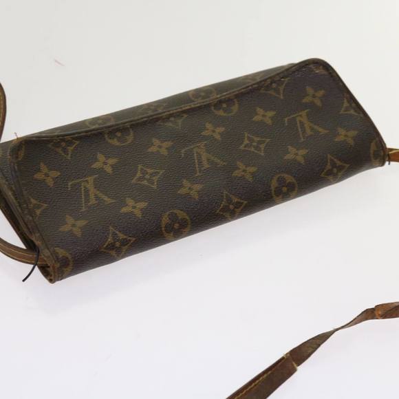 LOUIS VUITTON Monogram Pochette Twin GM Shoulder Bag M51852 LV Auth 69717 - Picture 14 of 16